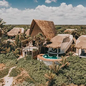 ***** Hotel Papaya Playa Project, Tulum, A Member Of Design Mexico